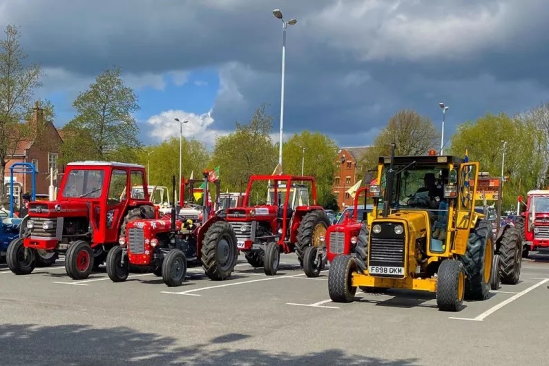 Vintage tractor run to arrive in Longford this evening