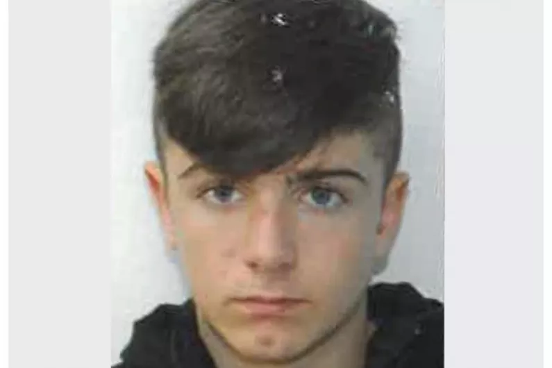 Renewed appeal issued in tracing whereabouts of 13 year-old Athlone teenager