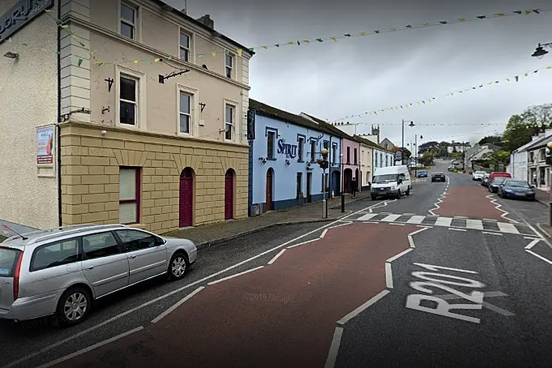 Traffic in Mohill still being diverted following masonry collapse