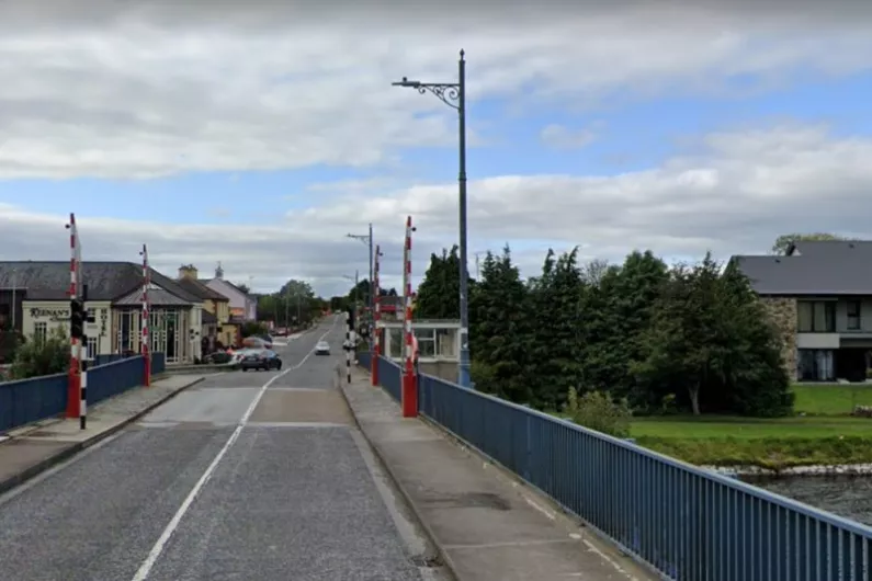 Tarmonbarry gets &euro;250,000 for completion of safety works
