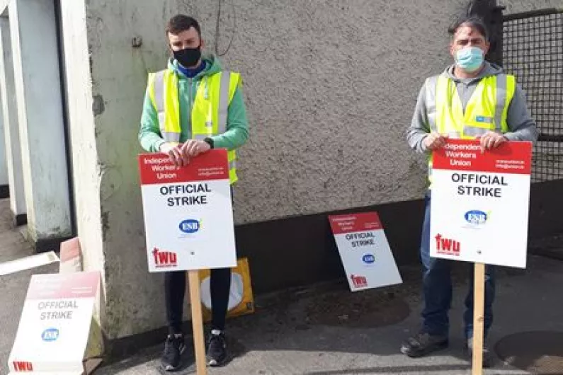 Local ESB workers on strike urge company to listen to their concerns