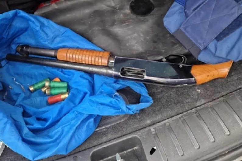 Two arrested in Mullingar after sawn off shotgun seized by Garda&iacute;