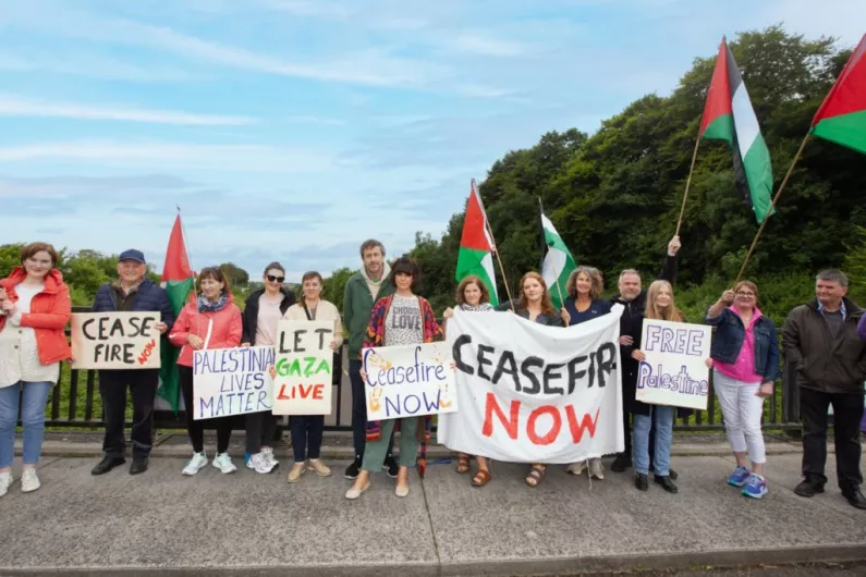 Hollywood stars show solidarity with Palestine at protest in Boyle