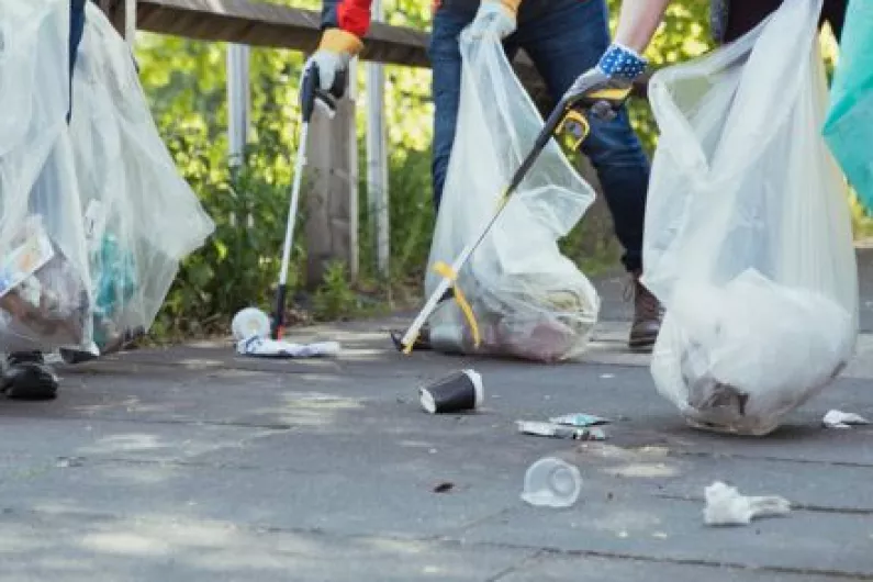 Close to &euro;10,000 in court fines issued for littering &amp; dumping last year in Longford