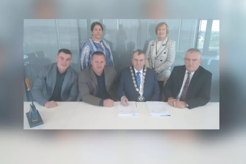 Contracts signed for new housing development in south Roscommon