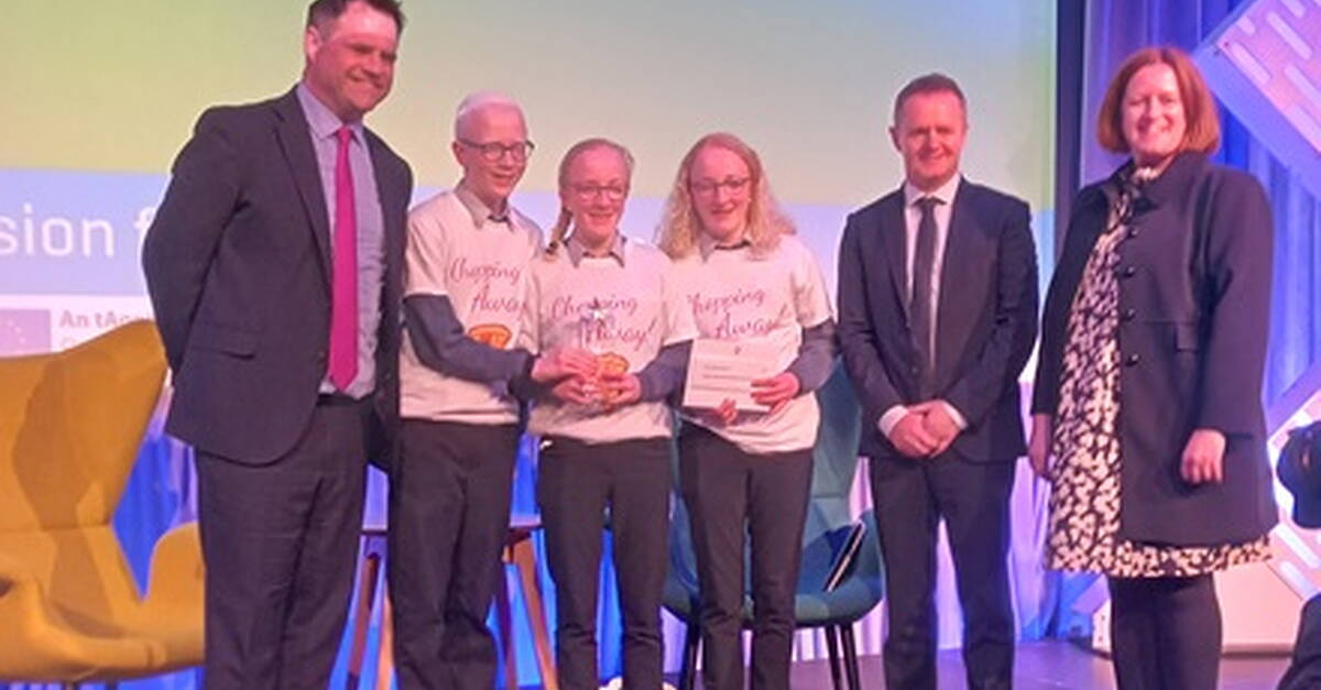 Three local schools win top prizes at Student Enterprise Awards this year - Vimarsana News