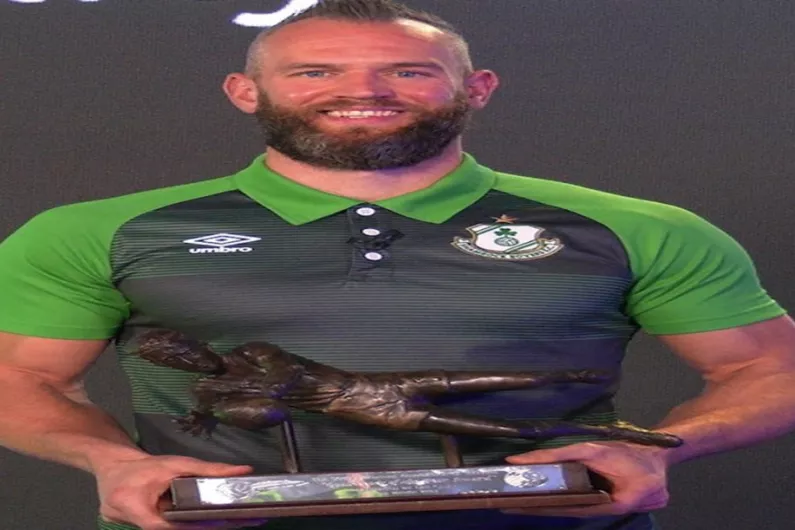 Alan Mannus Is Soccer Writers Goalkeeper Of The Year