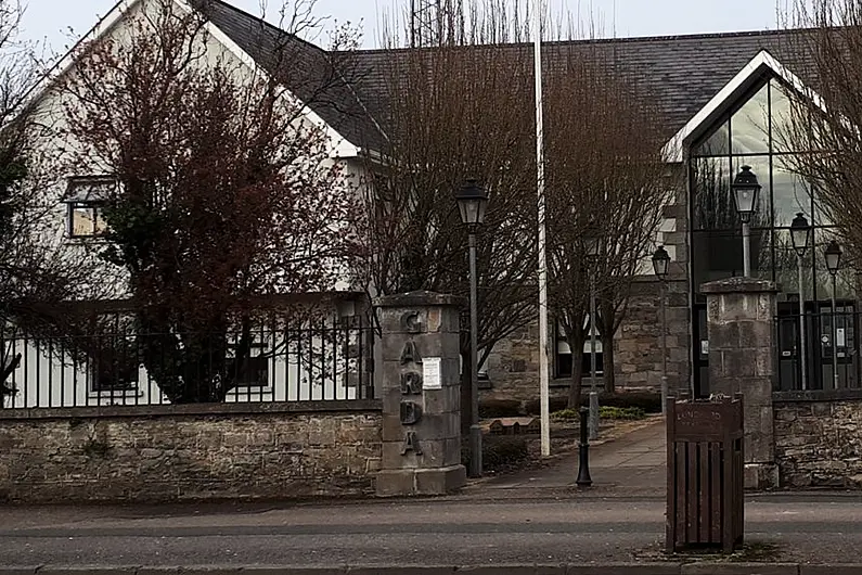 Man arrested after assault in Longford town