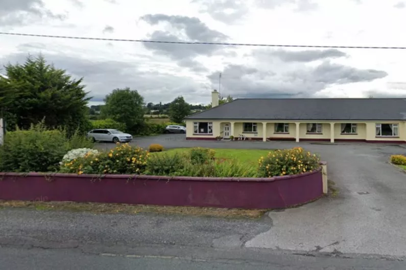 Emails reveal delay in HSE reporting Covid cluster at Ballinasloe nursing home to  Minister