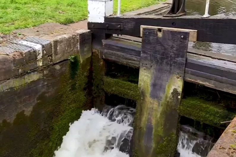 End of month before lock gates in Tarmonbarry re-open