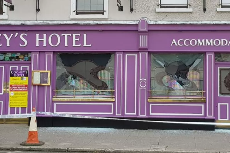 PICS: Gardai investigating after windows smashed in Ballymahon hotel