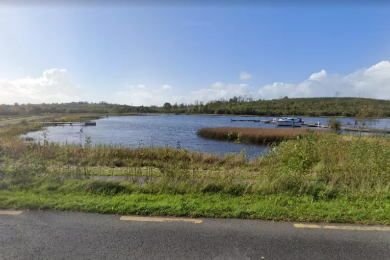 Oil spill reported at Acres Lake in Drumshanbo