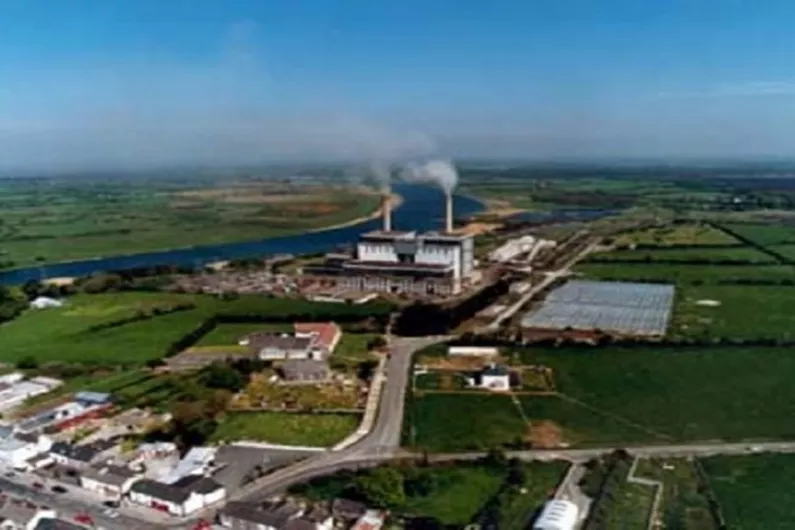 Mixed emotions among Bord na Mona workers as smoke rises again from Lough Ree power in Lanesboro
