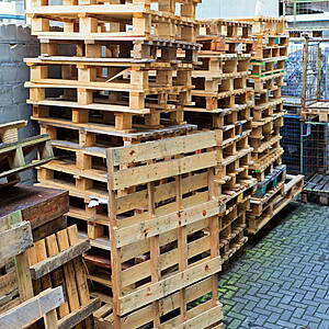 Bobby takes a look around Ireland’s largest manufacturer of wood ...