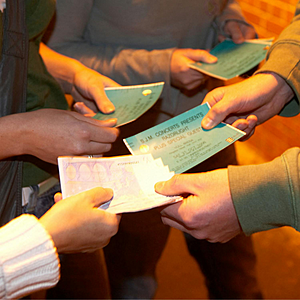 Calls to clampdown on ticket touting - GoLoud Player