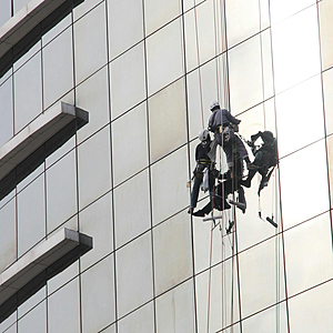 What does it take to be a competitive window cleaner? - GoLoud Player