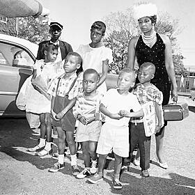 In 1962, segregationists set up "Reverse Freedom Rides" Image