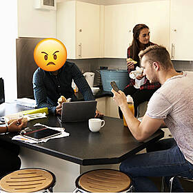 Top 11 Most Annoying Things About Sharing With Housemates Image