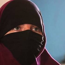 "She Made Her Bed" - Callers React To 'ISIS Bride' Lisa Smith Being Brought Home Image