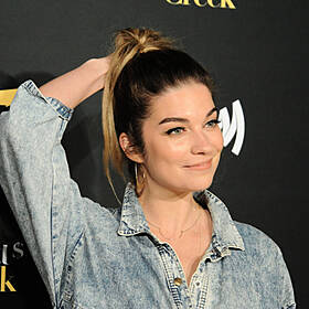 Plan B Listen Back: Annie Murphy From Schitt's Creek Talks Landing The Part & Season 6 Image