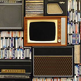 TV on the Radio: Worn Stories, Wellington Paranormal & Calls Image