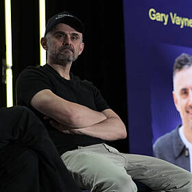 The Entrepreneur’s Edge on AI, Social Media and Business Q&A | RightNOW 2025 Keynote PART 2 Image