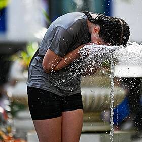 Staying cool in Europe’s record-breaking heat Image