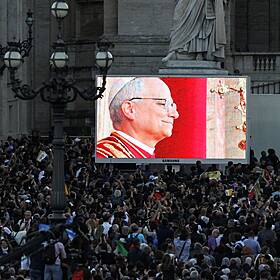 An American Pope Image