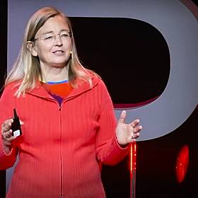 How to lead with radical candor | Kim Scott Image