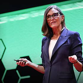 Why AI will spark exponential economic growth | Cathie Wood Image