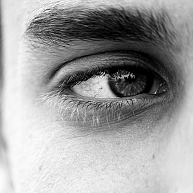 Why are men shaving their eyelashes? Image