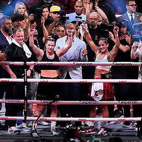 Katie Taylor defeats Amanda Serrano in trilogy fight Image
