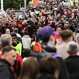 Should we have dedicated public transport to concerts and matches? Image