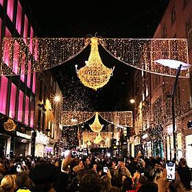 Do Parents With Kids Deserve More Time Off Work Over Xmas? Image