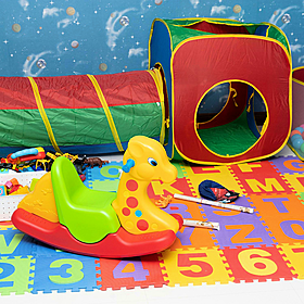 40,000 children currently on creche waiting lists! Image