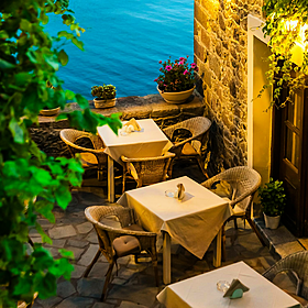 Why did Mallorca ban splitting the bill? Image