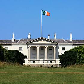 Who are the likely candidates in the race for the Áras? Image