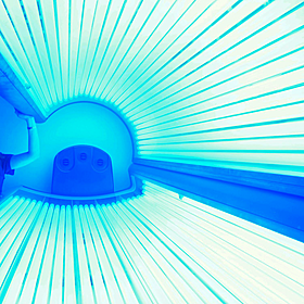 Calls for tighter rules on sunbed marketing Image