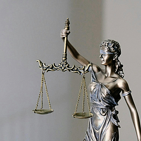 Should jury duty expenses be paid? Image