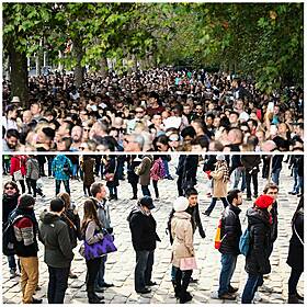 Gift Grub: Who Will Be Crowned The Winner Of The World Queueing Championships? Image