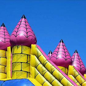 Parents urged to hire bouncy castles only from companies that are insured and safety-certified Image