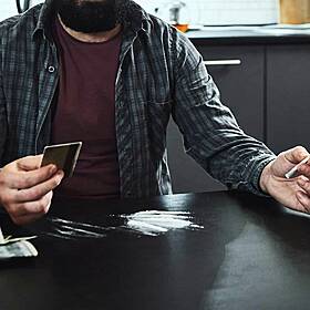 Father's Shock Admission On Air "I Cut Cocaine On The Kitchen Table" Image