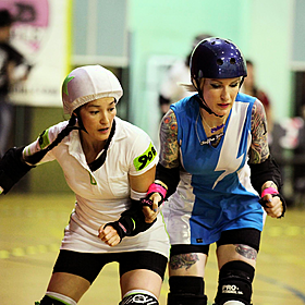 How I Live Well: Roller Derby Image