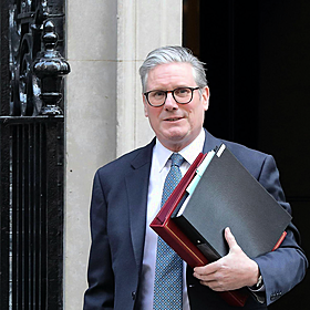Keir Starmer vows to ‘take back control’ of Britain’s borders Image