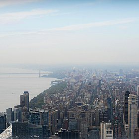 Orange skies as smoke shrouds New York City, Image