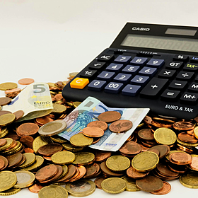 Financial planning advice for your thirties and forties Image