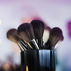 Are beauty influencers toxic for younger children? Image