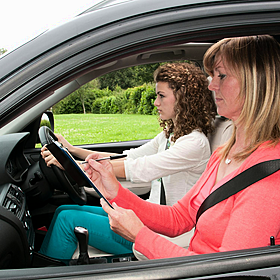 Driving Test: 'Everyone should redo it every 10 years' Image