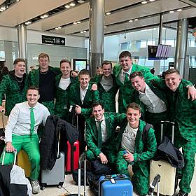 Oscar winners, tourists and rugby fans arrive at Dublin Airport Image