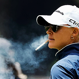 The history of smoking in sport Image